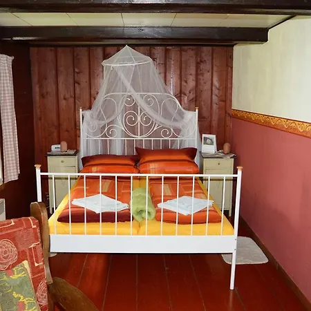 Tokan Guest house Chribska