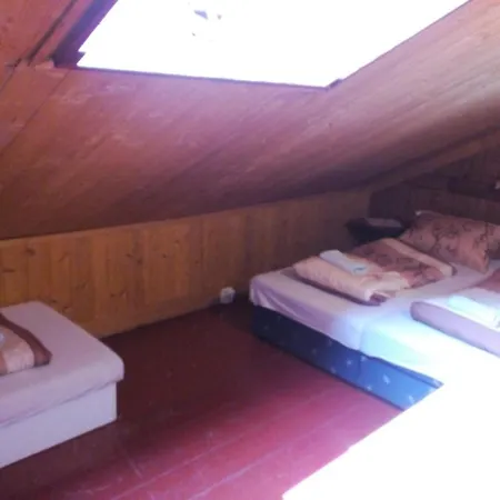 Tokan Guest house Chribska
